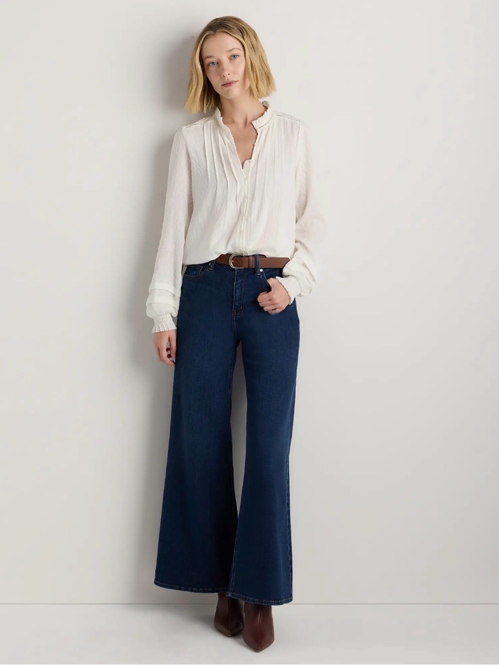 Quince Organic Textured Cotton Peasant Blouse, size small - Picture 3 of 4